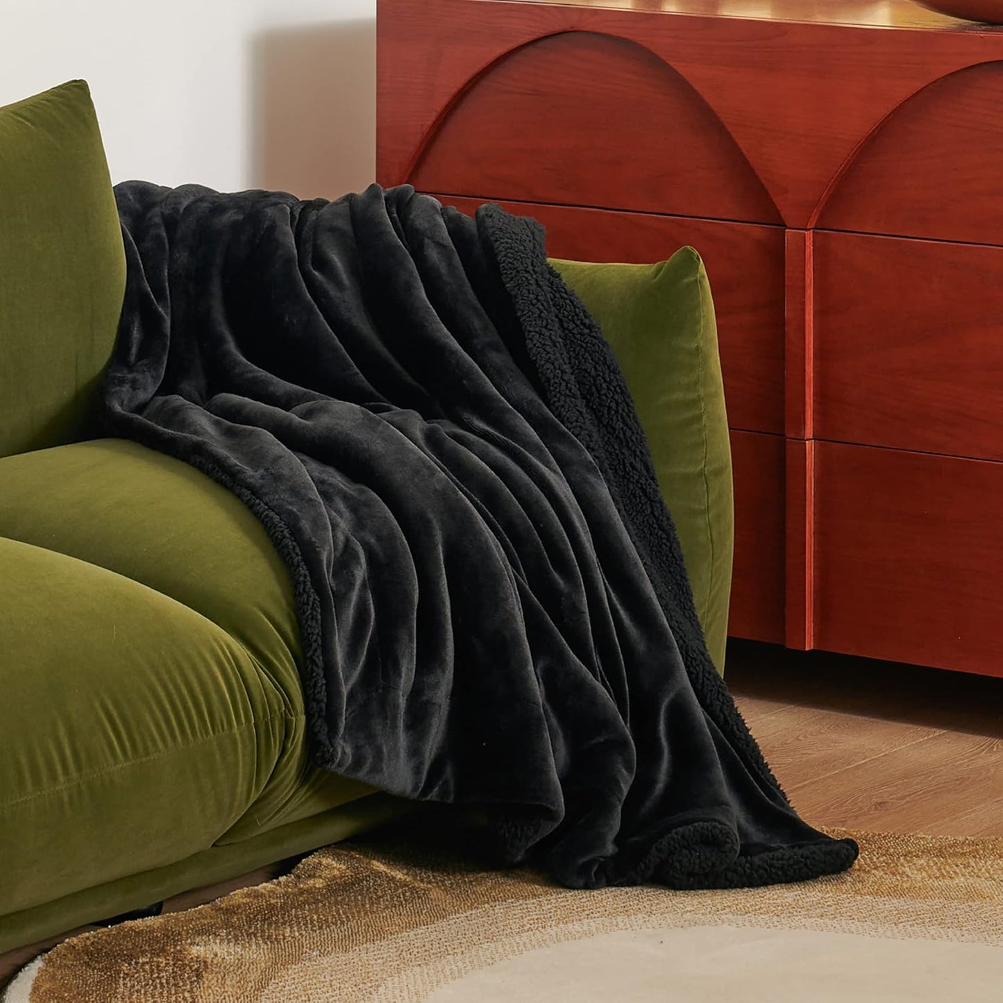 GentleSoft Sherpa Fleece Throw Blanket Twin Size for Couch - Thick and Warm Throw for Women and Men, Soft Fuzzy Plush Blanke for Winter, Grey, 60x80 Inches